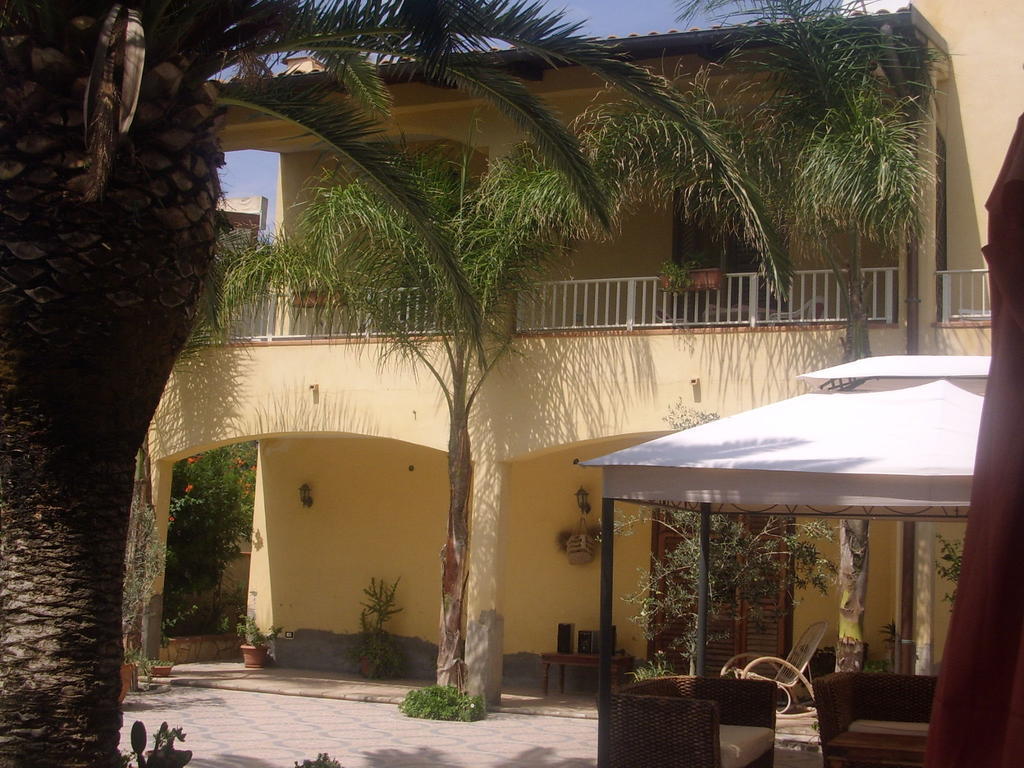 B&B Valoroso Village 리카타 외부 사진