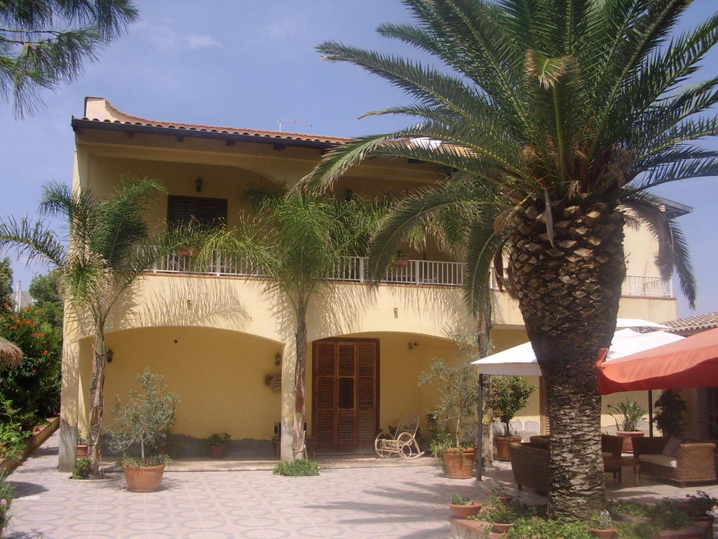 B&B Valoroso Village 리카타 외부 사진